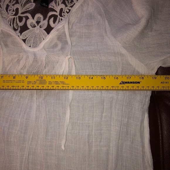 White top with back lace detail. SZ xlarge.  Cropped - Picture 10 of 12